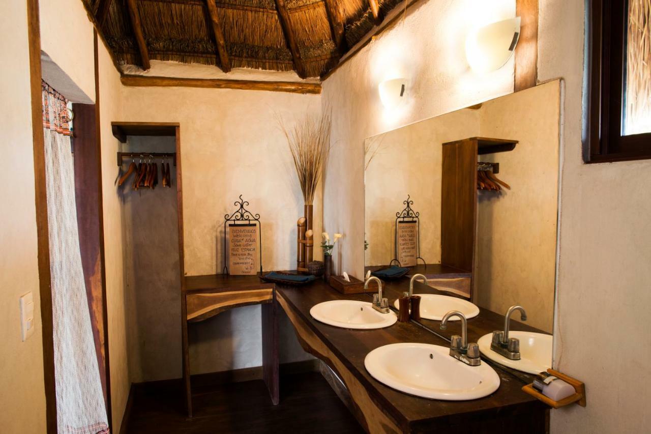 Lagoon Front Hut: Daily Cleaning, Bikes & Kayaks! Bacalar Exteriér fotografie